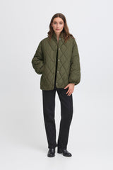 Manteau court matelassé IhHansa