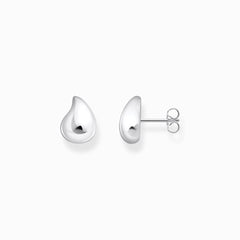 Petits clous d'oreilles en argent de forme organique