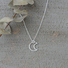Silhouette moon necklace