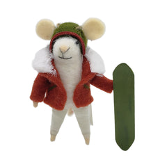 Souris qui fait du snowboard