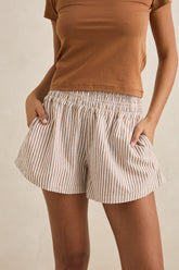 Valley stripe short