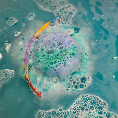 La Fabrik bombe de bain surprise Bracelet Pop-it! (Bleu)