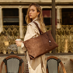 Le Britney – Sac fourre-tout en suède vegan chocolate