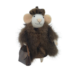 Souris en laine ORN 3″X5″, manteau marron, tenant un élégant sac à main marron